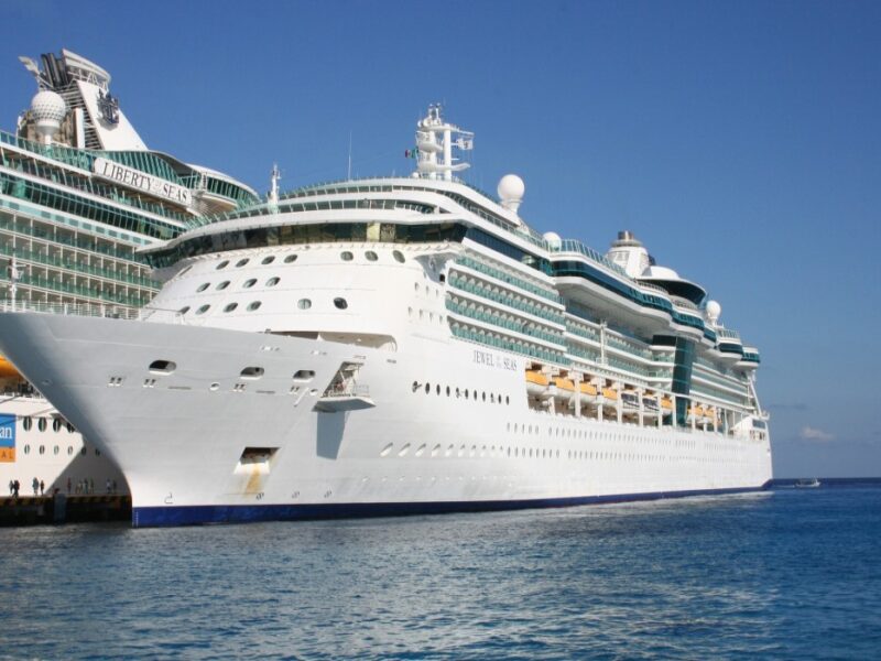 Royal Caribbean Cruise Ships - Liberty of the Seas and Jewel of the Seas - Luxury Cruise Lines